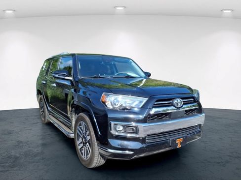 Used 2021 Toyota 4Runner Limited AWD/4WD image 11