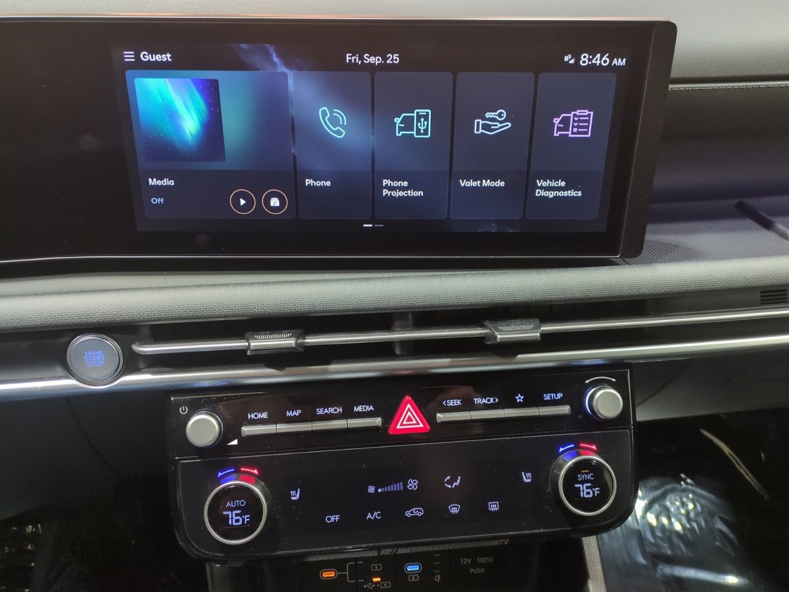 Certified 2025 Hyundai Tucson XRT FWD image 24