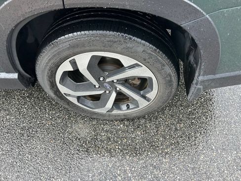 Certified 2023 Subaru Forester Touring AWD/4WD image 14