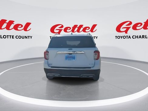 Used 2023 Ford Explorer XLT w/ Equipment Group 202A image 7