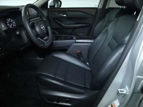 Certified 2023 Nissan Rogue SV w/ SV Premium B Package AWD/4WD image 21