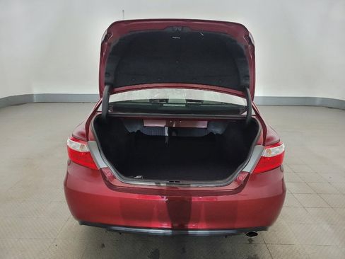 Used 2017 Toyota Camry SE FWD image 29