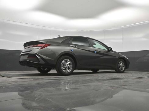 New 2026 Hyundai Elantra SE FWD image 38