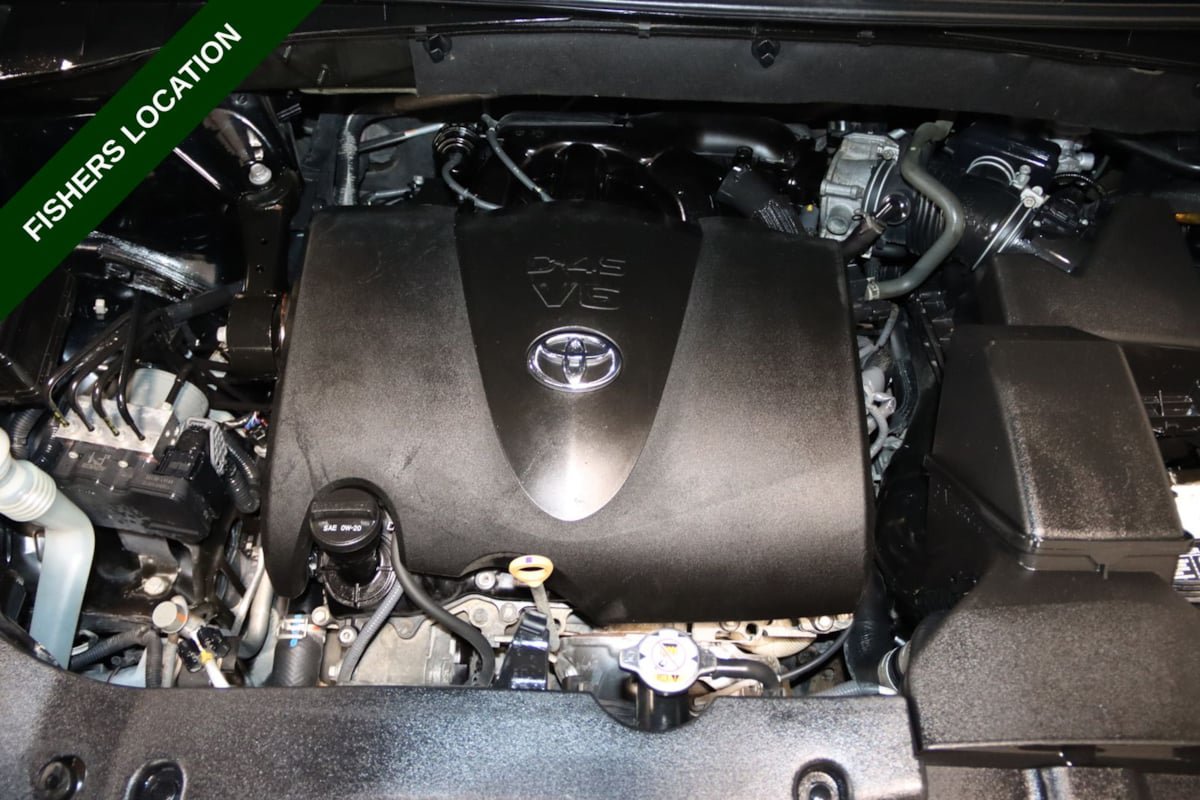 Used 2019 Toyota Highlander Limited AWD/4WD image 74