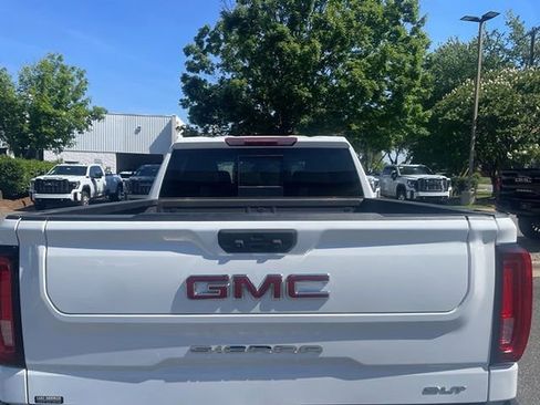 Used 2023 GMC Sierra 1500 SLT w/ SLT Premium Package AWD/4WD image 3