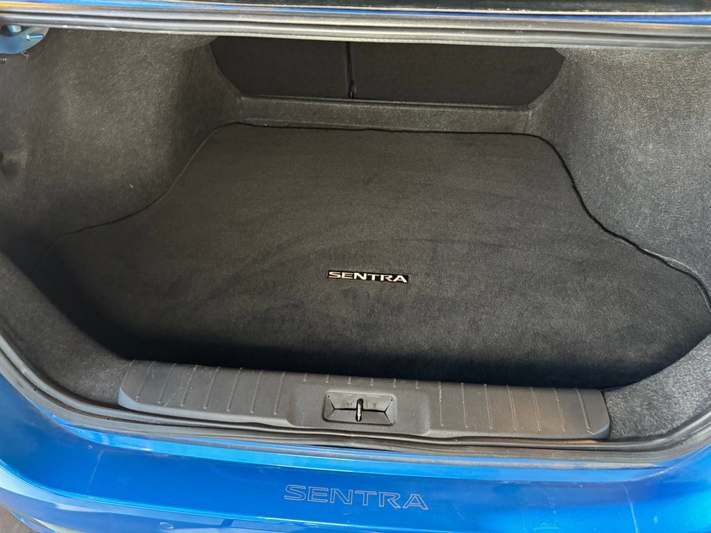 Used 2024 Nissan Sentra SR FWD image 22