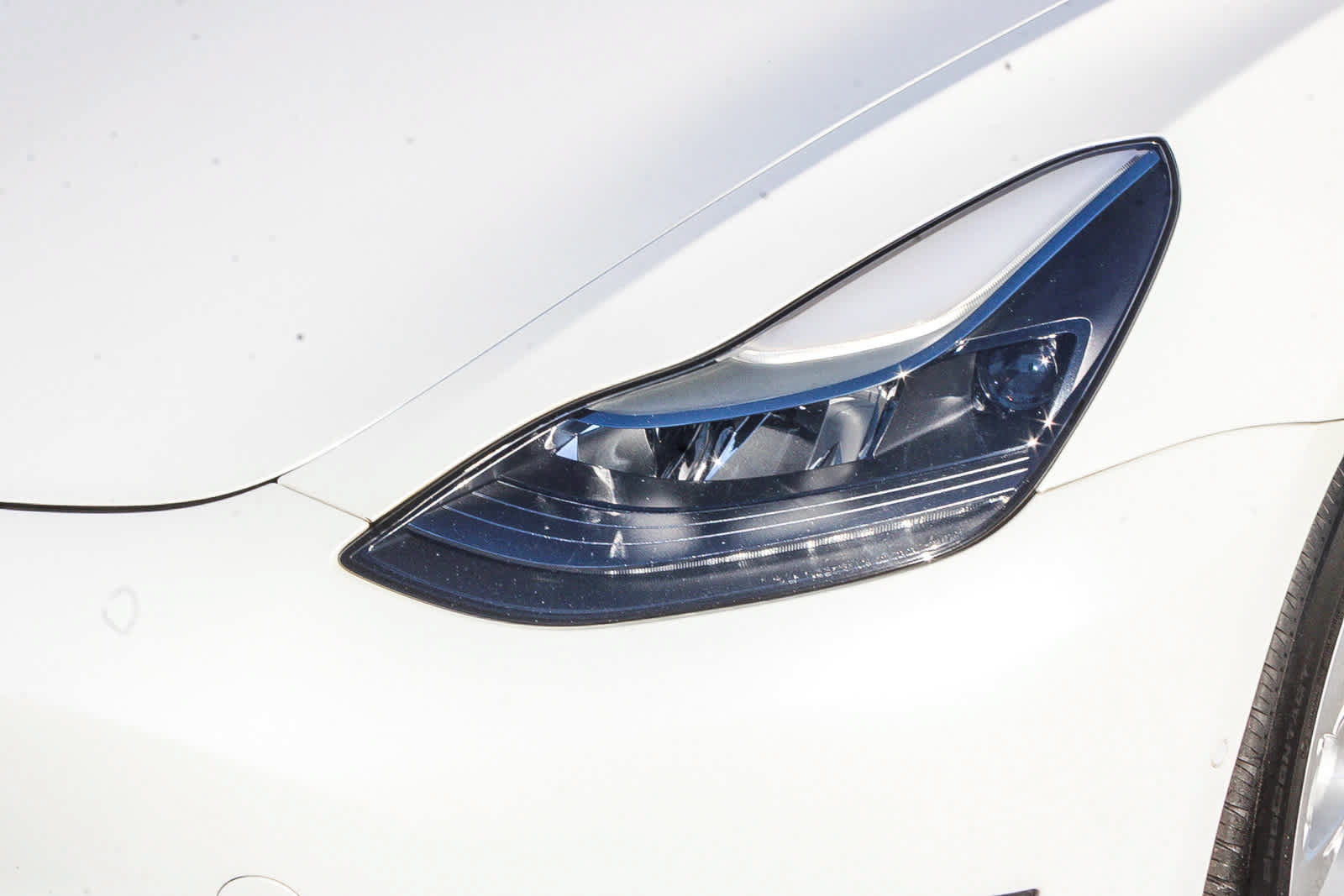 Used 2022 Tesla Model 3 Long Range AWD/4WD image 10