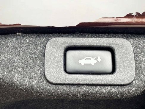 Used 2016 Lexus ES 300h w/ Luxury Package w/Wood Trim FWD image 44