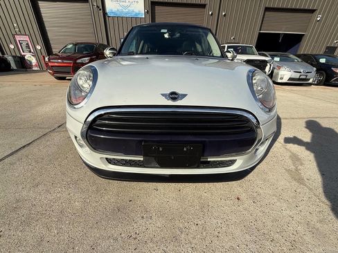 Used 2016 MINI Cooper 2-Door Hardtop image 19