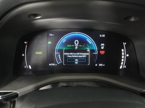 Used 2025 Toyota Camry LE image 24