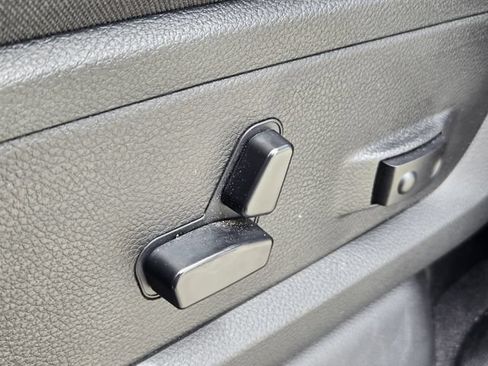 Certified 2026 RAM 2500 Big Horn AWD/4WD image 32