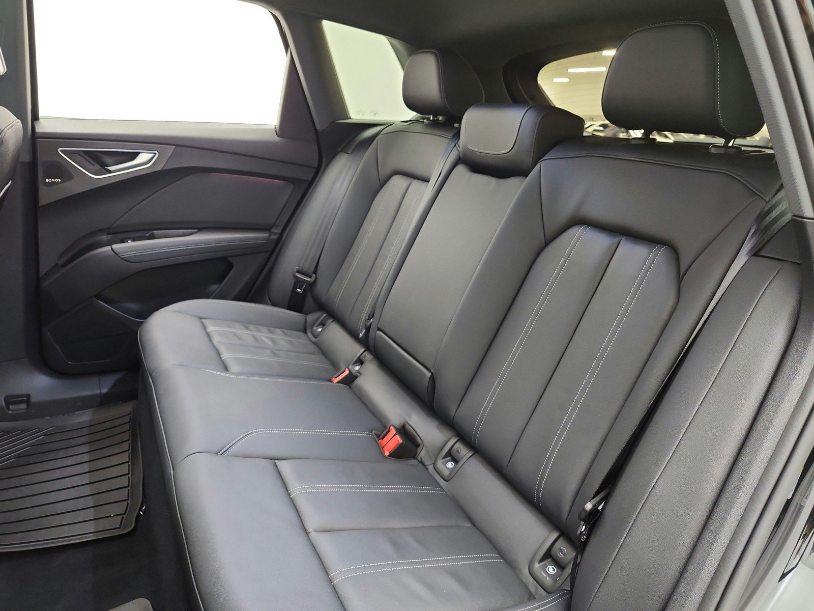 Used 2023 Audi Q4 e-tron Premium Plus w/ Premium Plus RWD image 13