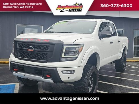 Used 2021 Nissan Titan PRO-4X w/ Pro-4x Convenience Package image 1