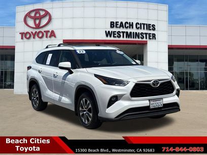 Used 2023 Toyota Highlander XLE