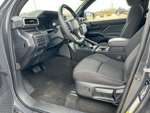 Used 2025 Toyota 4Runner SR5 image 16