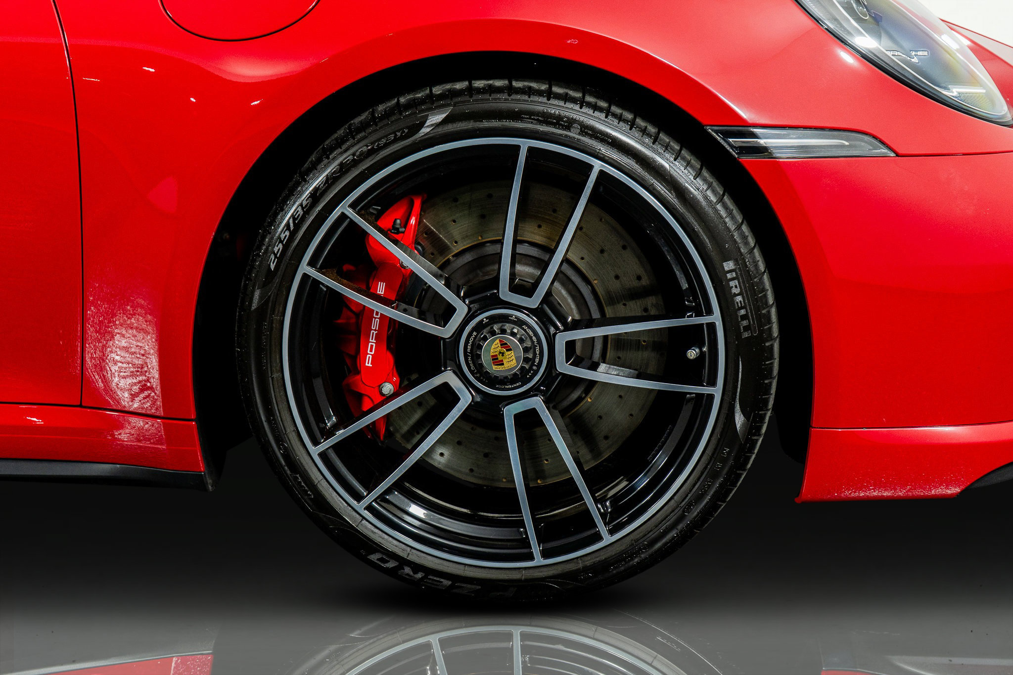 Used 2024 Porsche 911 Turbo AWD/4WD image 8