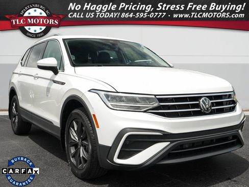 Used 2022 Volkswagen Tiguan SE w/ Panoramic Sunroof Package AWD/4WD image 1