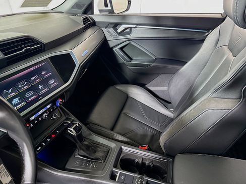 Used 2022 Audi Q3 2.0T Premium Plus w/ Premium Plus Package image 26