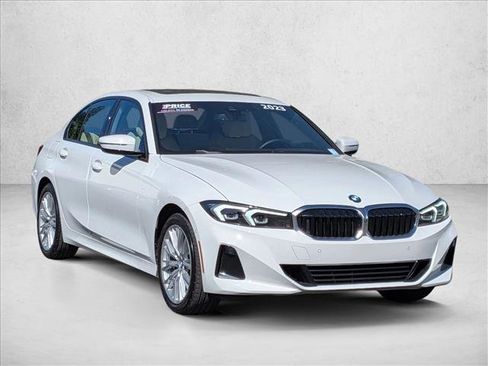 Used 2023 BMW 330i Sedan w/ Premium Package RWD image 3