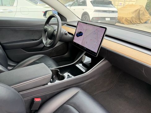 Used 2018 Tesla Model 3 Long Range image 20