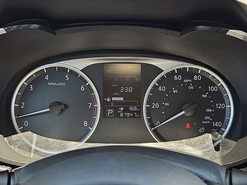 Used 2023 Nissan Versa S FWD image 29