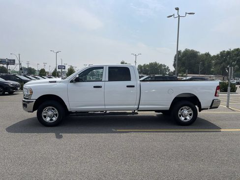 Used 2022 RAM 2500 Tradesman AWD/4WD image 4