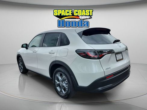 New 2026 Honda HR-V LX image 5
