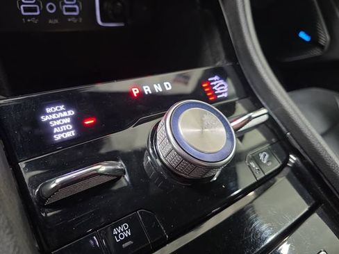 Used 2022 Jeep Grand Cherokee L Overland AWD/4WD image 24