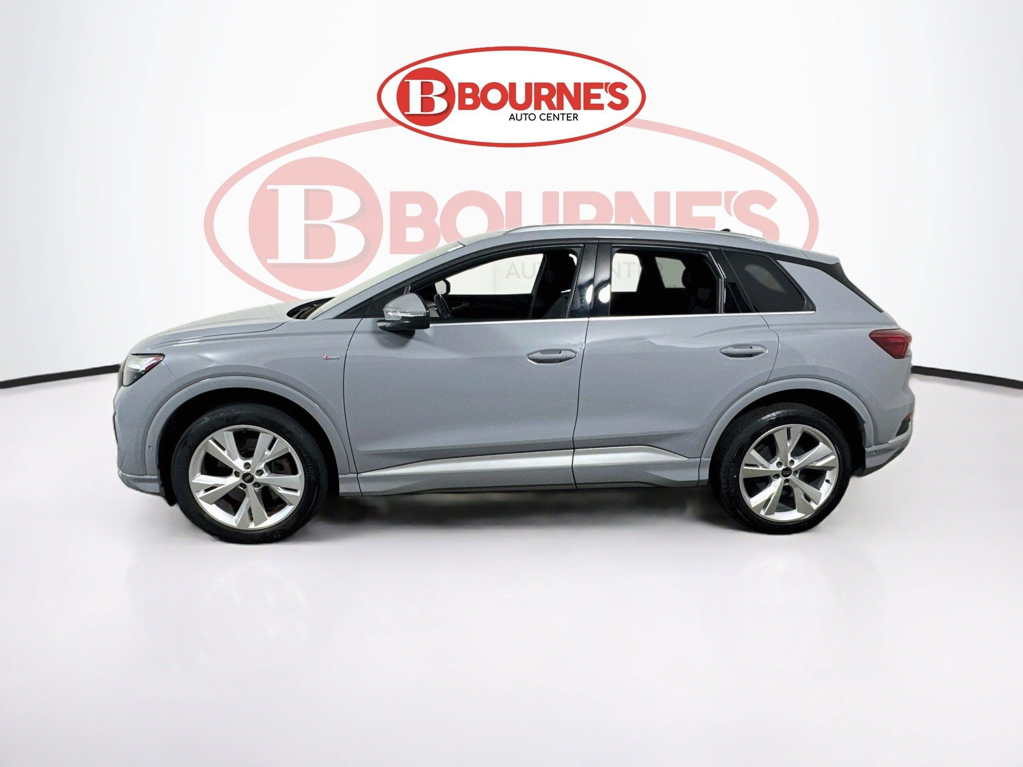 Used 2023 Audi Q4 e-tron Premium Plus w/ Premium Plus AWD/4WD image 8