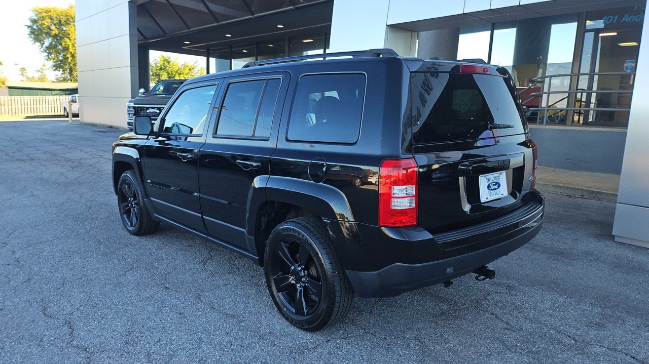 Used 2014 Jeep Patriot Sport w/ Power Value Group FWD image 3