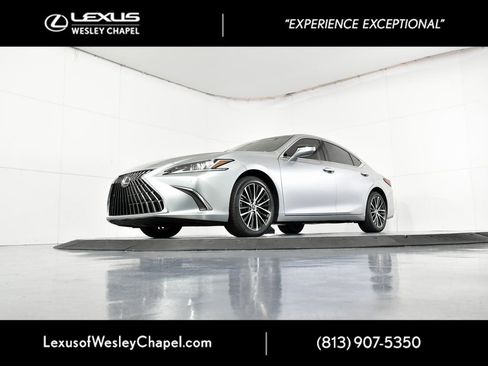 Used 2022 Lexus ES 350 350 w/ Premium Package image 13