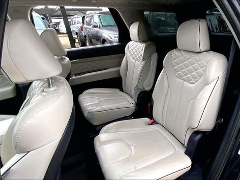 Used 2021 Hyundai Palisade Calligraphy w/ Cargo Package image 19