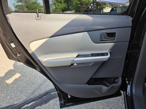 Used 2013 Ford Edge SEL AWD/4WD image 15