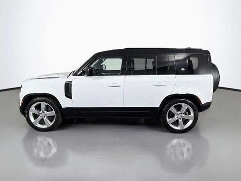Used 2024 Land Rover Defender 110 X-Dynamic SE AWD/4WD image 8