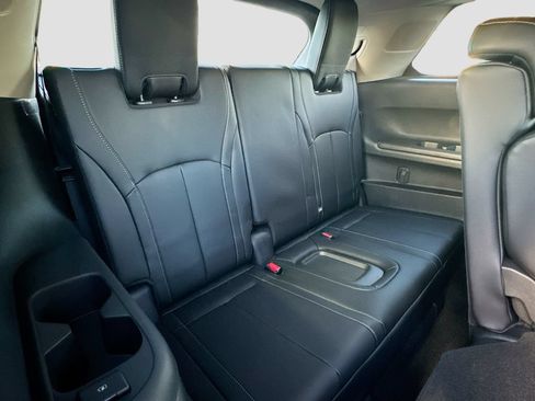 Certified 2026 INFINITI QX60 Luxe w/ Cargo Package FWD image 30