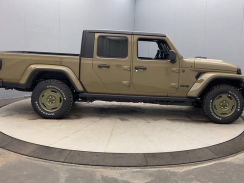 New 2026 Jeep Gladiator Sport image 6