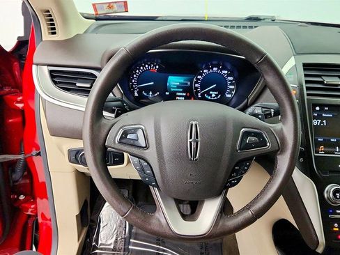 Used 2019 Lincoln MKC Premiere AWD/4WD image 12