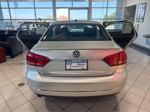 Used 2013 Volkswagen Passat 2.5 SEL Premium FWD image 10