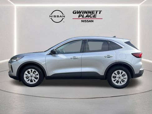 Used 2023 Ford Escape Active w/ Cold Weather Package FWD image 21
