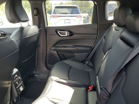 New 2026 Jeep Compass Latitude image 24