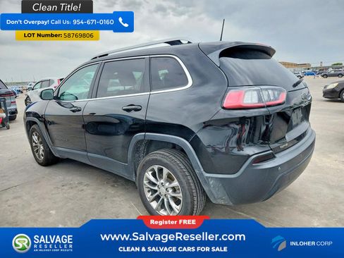 Used 2021 Jeep Cherokee Latitude Plus FWD image 3