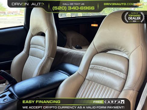 Used 1999 Chevrolet Corvette Coupe w/ Roof Pkg RWD image 10