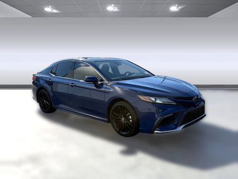 Used 2024 Toyota Camry XSE image 7