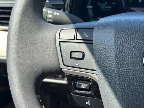 Certified 2026 Toyota Camry XLE FWD image 35