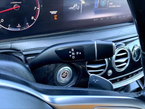 Used 2019 Mercedes-Benz S 560 4MATIC Sedan image 34