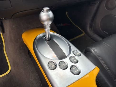 Used 2003 Chevrolet SSR w/ Preferred Equipment Group image 19