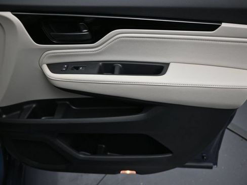 Used 2026 Honda Odyssey Touring image 26