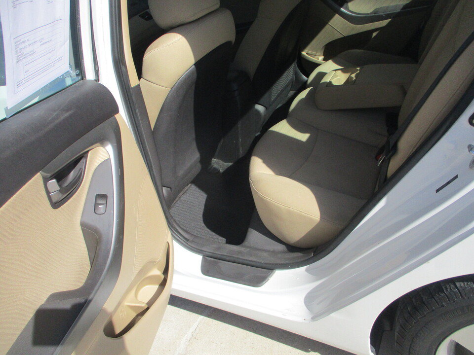 Used 2011 Hyundai Elantra GLS w/ Preferred Equipment Pkg 3 FWD image 21
