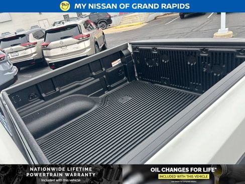 New 2026 Nissan Frontier PRO-4X w/ Tow Package AWD/4WD image 11