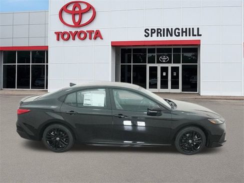 New 2026 Toyota Camry SE image 11